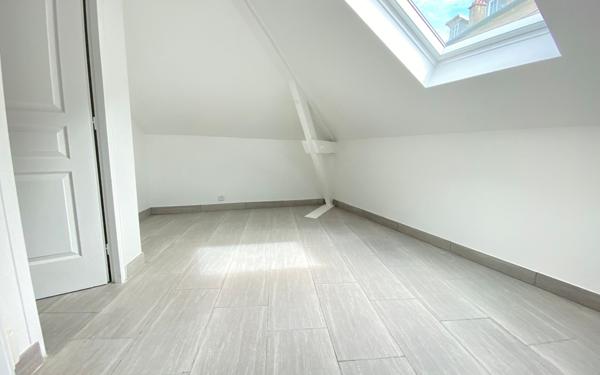 Appartement à louer    2 pièces • 17,67 m2 Saint-Maur-des-Fossés