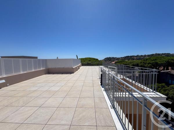 Appartement T4 à vendre  4 pièces - 88,40 m2 CAVALAIRE SUR MER - 83