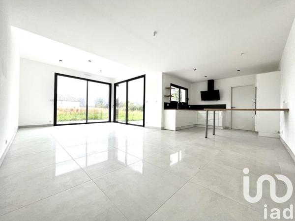 Maison 5 pièces de 137 m² à Laillé (35890)