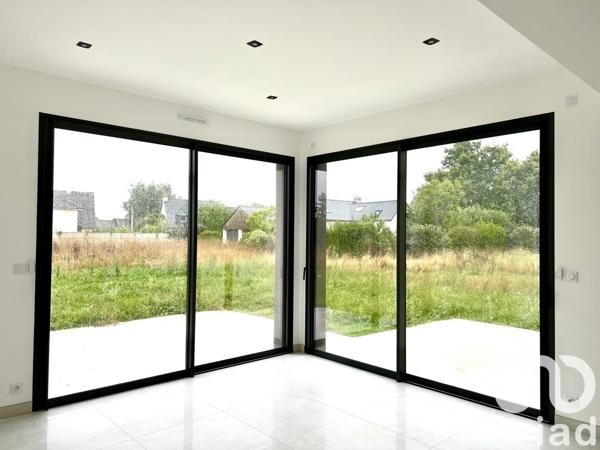 Maison 5 pièces de 137 m² à Laillé (35890)