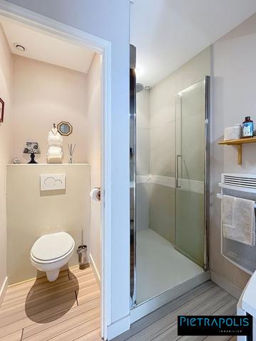 Belle Maison de 210 m2 : 5 chambres, piscine et dépendance, terrain de 1400 m2 - Soucieu-en-Jarrest