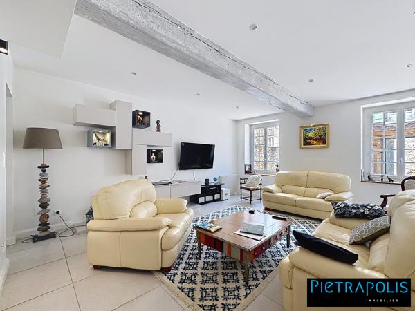 Belle Maison de 210 m2 : 5 chambres, piscine et dépendance, terrain de 1400 m2 - Soucieu-en-Jarrest