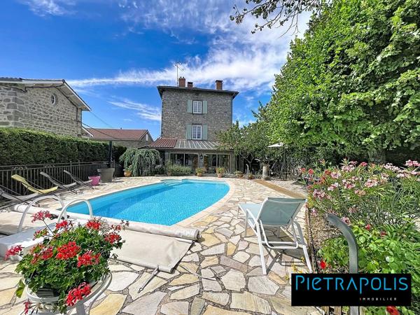 Belle Maison de 210 m2 : 5 chambres, piscine et dépendance, terrain de 1400 m2 - Soucieu-en-Jarrest