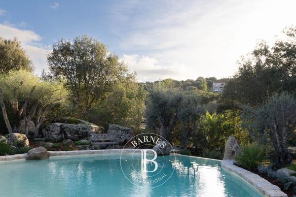 Sainte-Lucie-de-Porto-Vecchio, Villa 4 Chambres -  165 m² à vendre