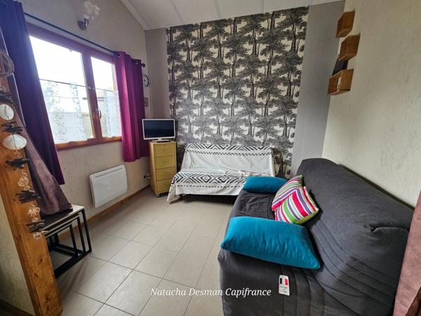 ✨ COUP DE CŒUR – CHALET RÉCENT TYPE 2 AVEC VUE EXCEPTIONNELLE & ACCÈS PRIVÉ PLAGE ✨