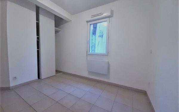 Appartement à louer    3 pièces •  Pézenas