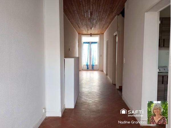 Proche de toutes les commodités - 4 chambres, garage, jardin