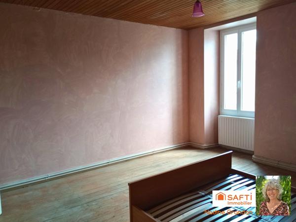 Proche de toutes les commodités - 4 chambres, garage, jardin