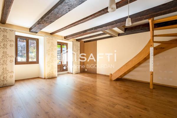 Appartement T5, jardin/terrasse, garage, Ecole-Valentin