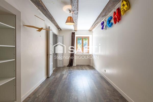 Appartement T5, jardin/terrasse, garage, Ecole-Valentin
