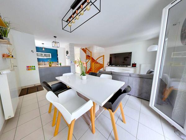 Maison Roissy En Brie 7 pièce(s) 129 m2