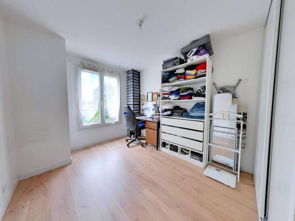 Maison Roissy En Brie 7 pièce(s) 129 m2