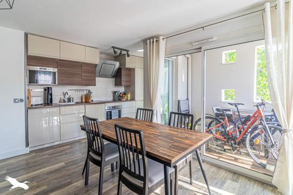 Appartement à vendre |                                       Mérignac |                                        3 pièces  |  65 m²