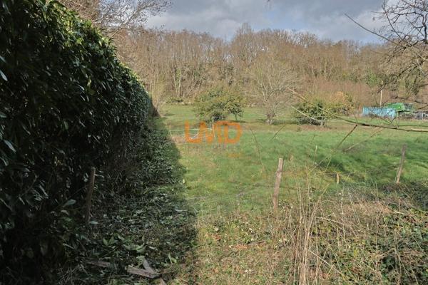 Superbe terrain à bâtir à Le Blanc