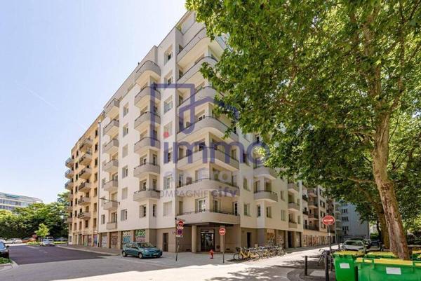 Appartement 4 pièces                                        - 38000 Grenoble Réf : 21689-IMMODEFRANCE69