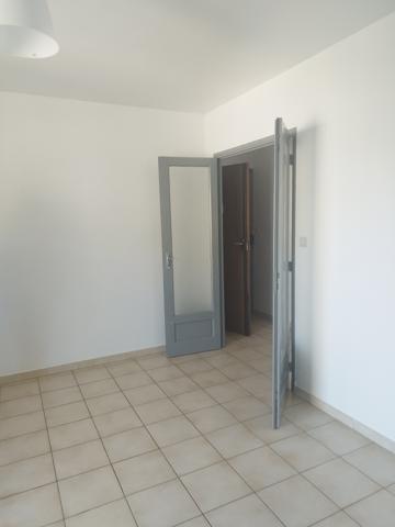 APPARTEMENT T3 BERGES DE L'AUDE CARCASSONNE