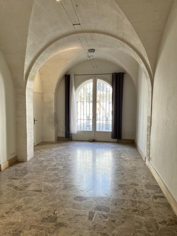 Appartement
                                                                                                                                                                                                                                                                                                                        3 pièce(s)                                                                                                                                                                                                          2 chambre(s)                                                                                                                                                                                                          62  m²