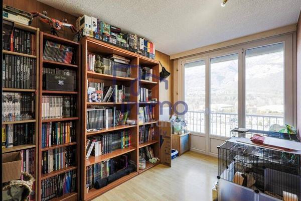 Appartement 4 pièces                                        - 38800 Le Pont-de-Claix Réf : 21521-IMMODEFRANCE69
