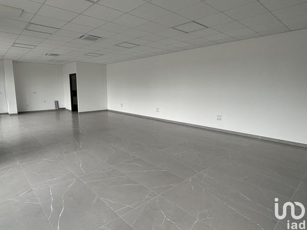 Location atelier 100 m² Courtry