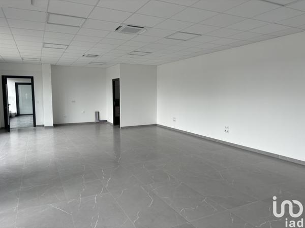 Location atelier 100 m² Courtry