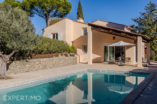 Flayosc (83780) Belle villa avec Mas et piscine à Flayosc