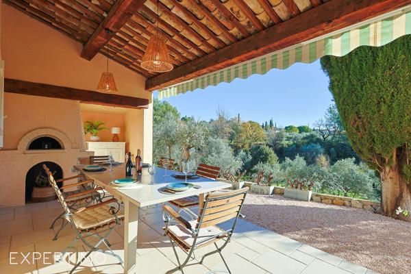 Flayosc (83780) Belle villa avec Mas et piscine à Flayosc