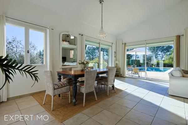 Flayosc (83780) Belle villa avec Mas et piscine à Flayosc