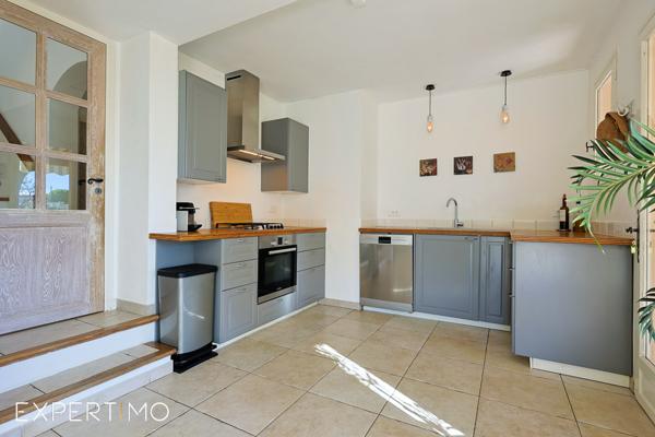 Flayosc (83780) Belle villa avec Mas et piscine à Flayosc