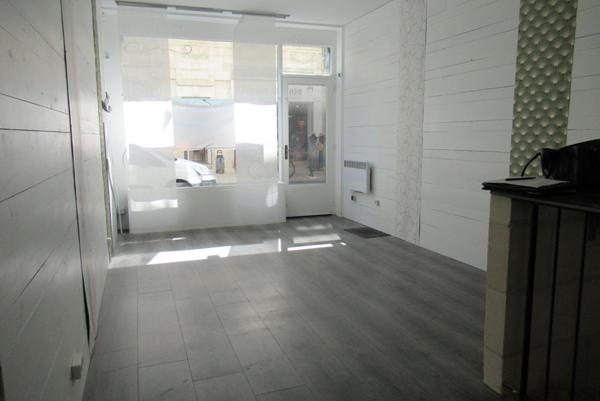 MURS COMMERCIAUX CENTRE ROCHEFORT