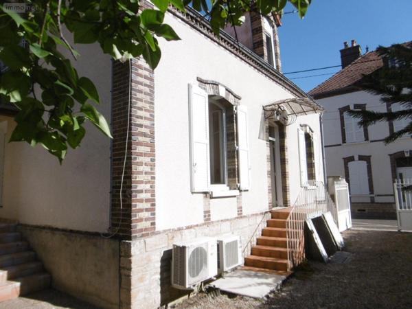 Maison à vendre à Troyes dans l'Aube (10000), ref : 10378/1059   
gare