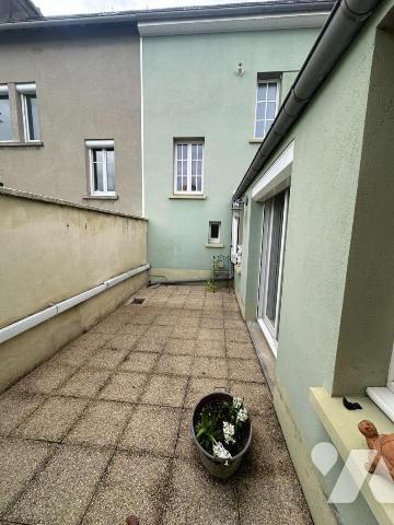 Montebourg centre Maison + Local