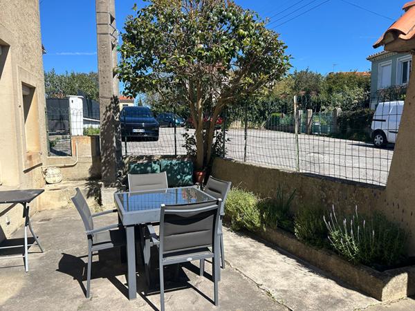 MAISON DE VILLE 3 CHAMBRES COUR ET GARAGE A CARCASSONNE