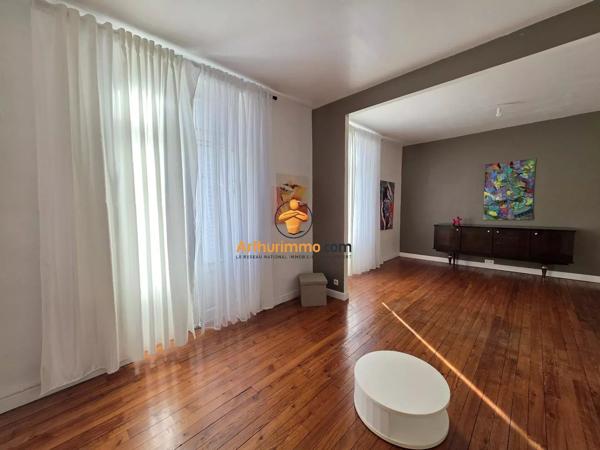 Vente                                                      Appartement
                        
                     4 pièces                      98 m2                     à Tarbes