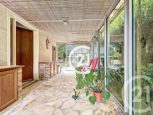 Maison à vendre  4 pièces - 109 m2 CHATEAUBERNARD - 16