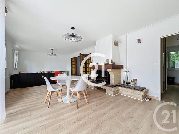 Maison à vendre  4 pièces - 109 m2 CHATEAUBERNARD - 16