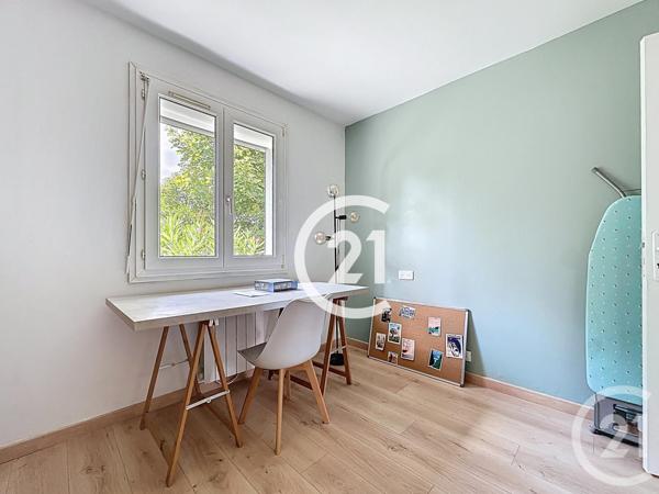 Maison à vendre  4 pièces - 109 m2 CHATEAUBERNARD - 16