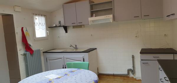 Verneuil (51700) MAISON AVEC GARAGE ET JARDIN