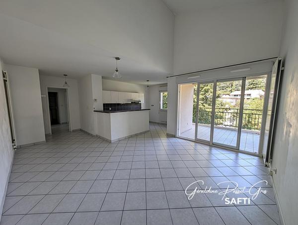 Bel appartement au cœur de Saint Peray