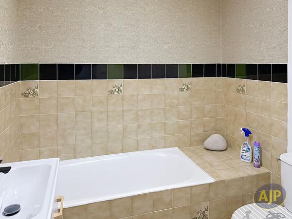 Vente appartement Les Sables D Olonne : 186 550 € - AJP Immobilier Les Sables-d'Olonne