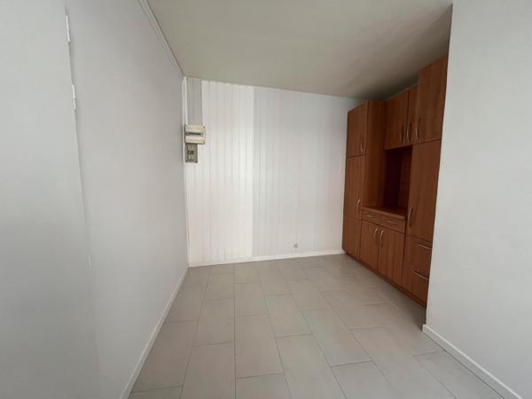 Bel appartement type studio, au coeur du centre-ville de Luzarches