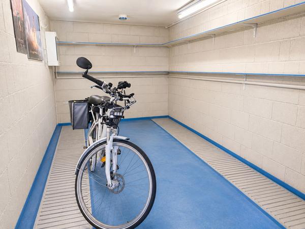 Parking / box Champigny Sur Marne 12.59 m2