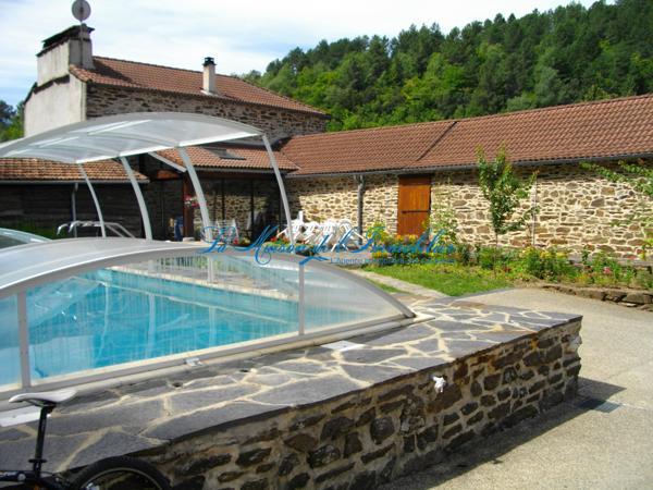 Secteur Chamborigaud, Mas en pierre avec piscine couverte