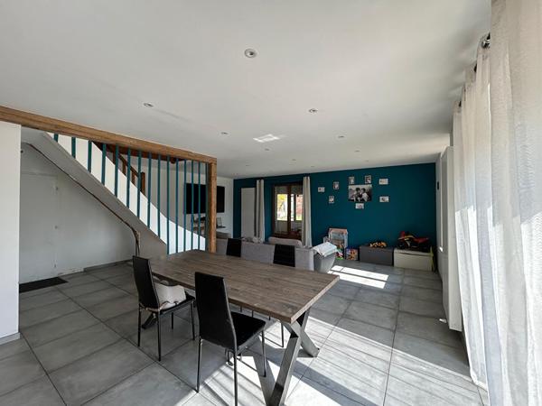 Maison de village 7 pièce(s) 167 m2
