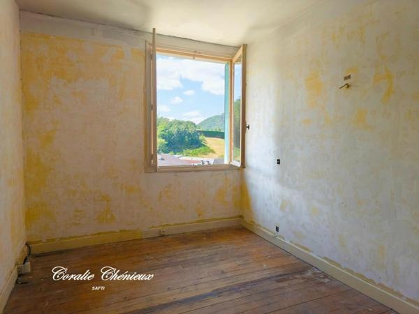 Maison à rénover avec vue sur les orgues