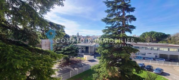Appartement
                                                                                                                                                                                                                                                                                                                        4 pièce(s)                                                                                                                                                                                                          2 chambre(s)                                                                                                                                                                                                          65  m²