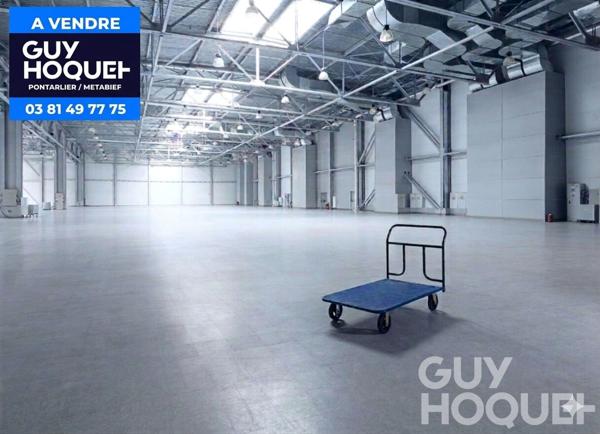 Ensemble entrepôts et bureaux La Cluse Et Mijoux