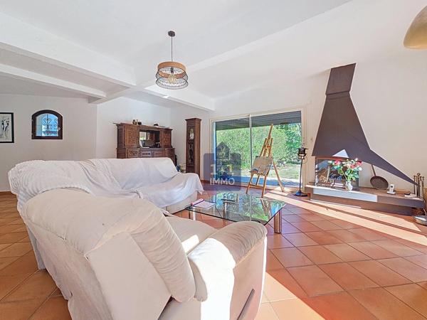 Magnifique villa avec 9400m2 de terrain