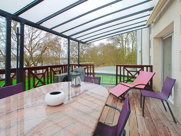 Maison ancienne à vendre sur les bords de Loire aux Ponts de Cé - 3 chambres, beau terrain avec piscine