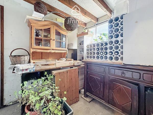 Maison
                                                                                                                                                                                                                                                                                                                        4 pièce(s)                                                                                                                                                                                                          3 chambre(s)                                                                                                                                                                                                          94  m²