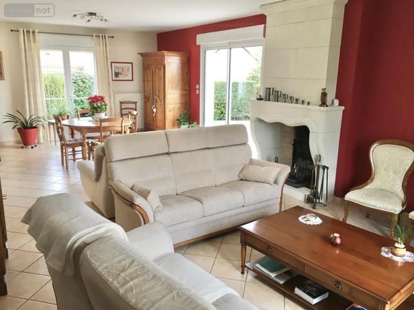 Maison à vendre à Sablé-sur-Sarthe dans la Sarthe (72300), ref : 72068-2148